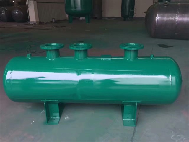 1679991473376569.jpeg 丰县丰县丰县蒸汽分气缸1.jpeg